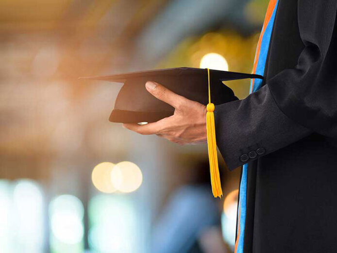 مشاور توسعه نفت دانا