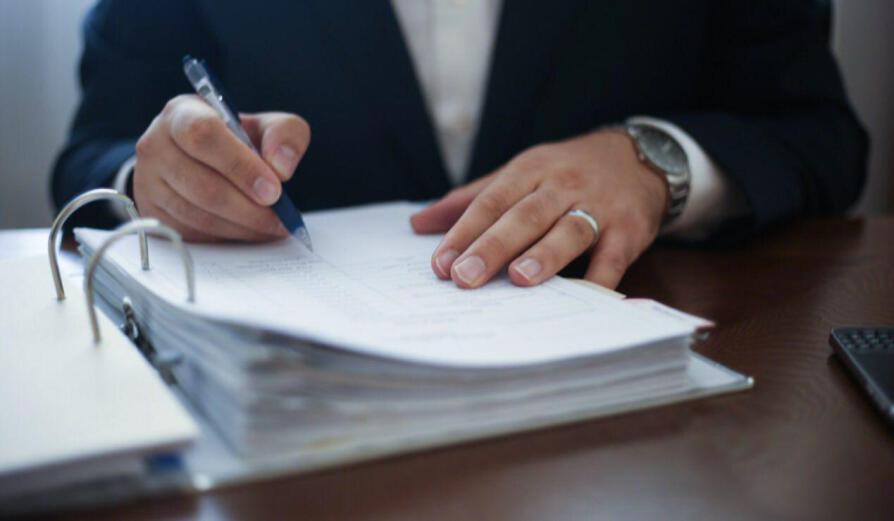 مشاور توسعه نفت دانا